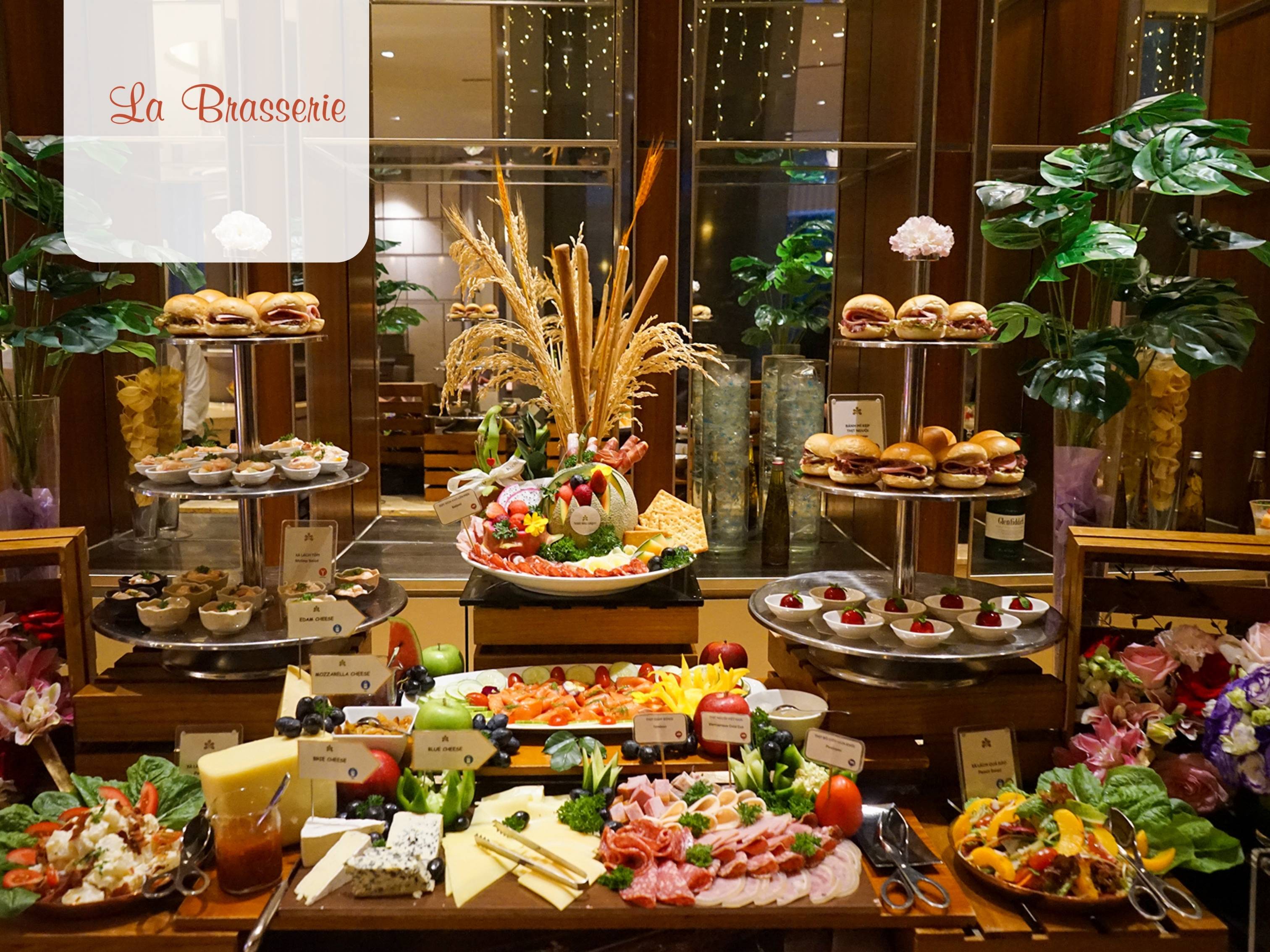 Nhà hàng La Brasserie - Hotel Nikko Saigon
